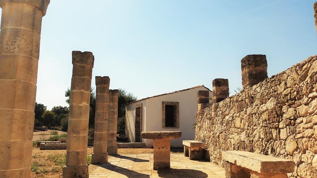 Villa Antica Masseria Scagnito à Corigliano dʼOtranto Extérieur photo