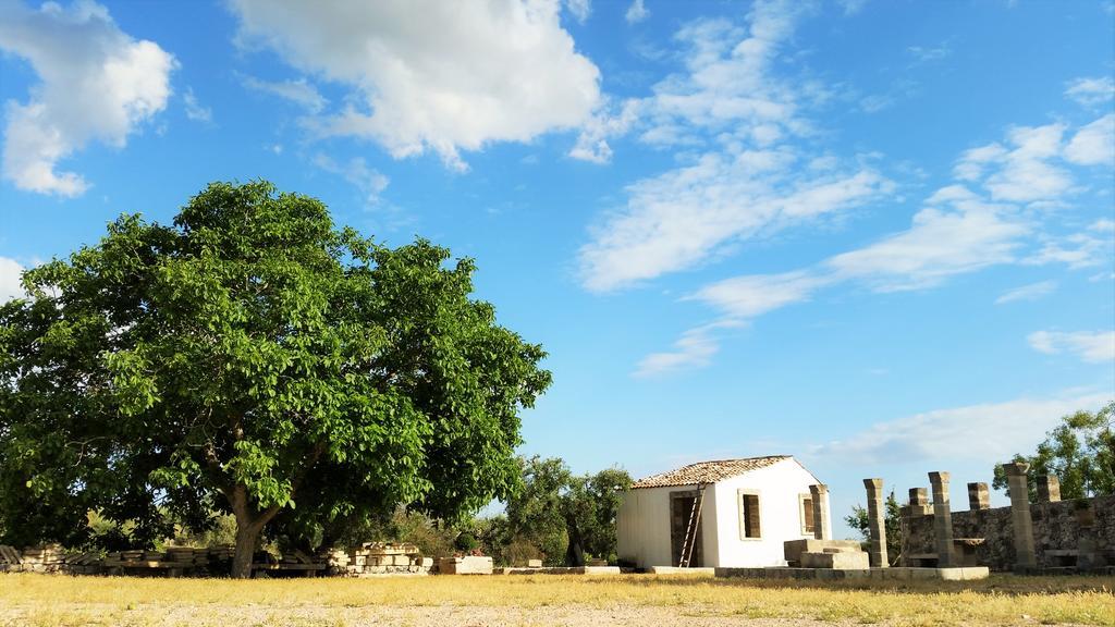 Villa Antica Masseria Scagnito à Corigliano dʼOtranto Extérieur photo